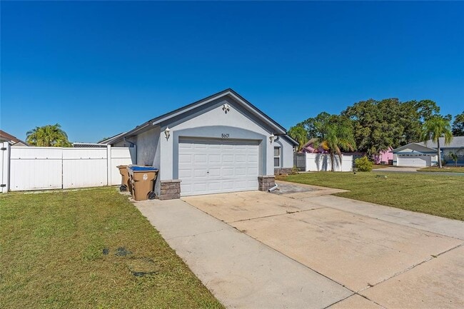 Photo - 8601 Cavendish Dr