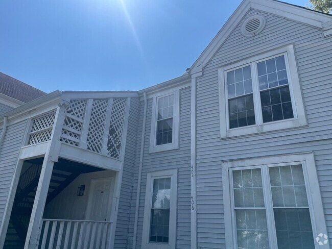 Building Photo - Cute 3 bed duplex in great Hermitage locat... Rental
