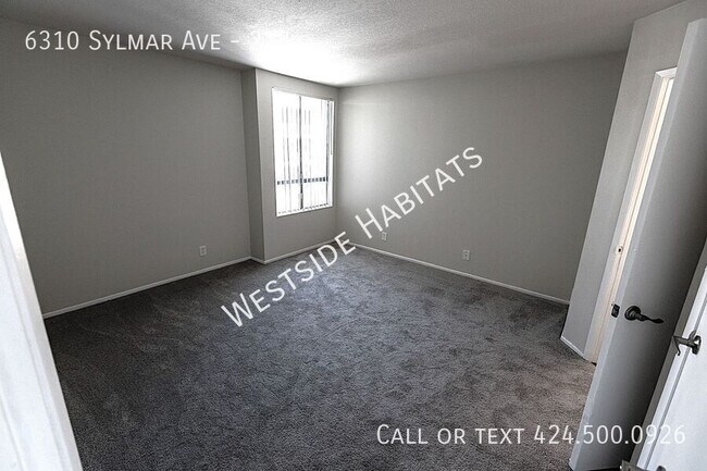 Photo - 6310 Sylmar Ave Unit 218