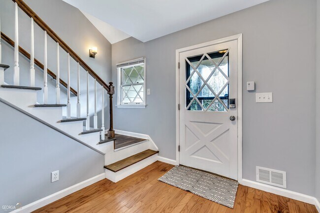 Photo - 367 Autumn Ln