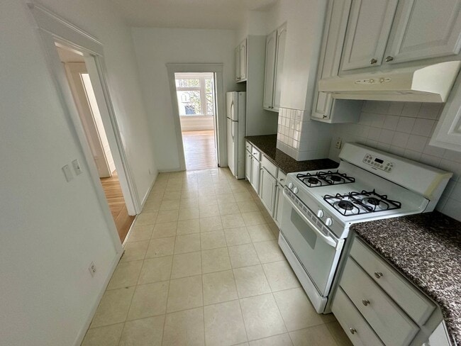 Photo - 2620-26 Van Ness Unit 2620 Van Ness