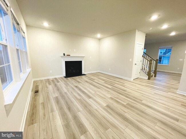 Building Photo - 130 Thornton Wy