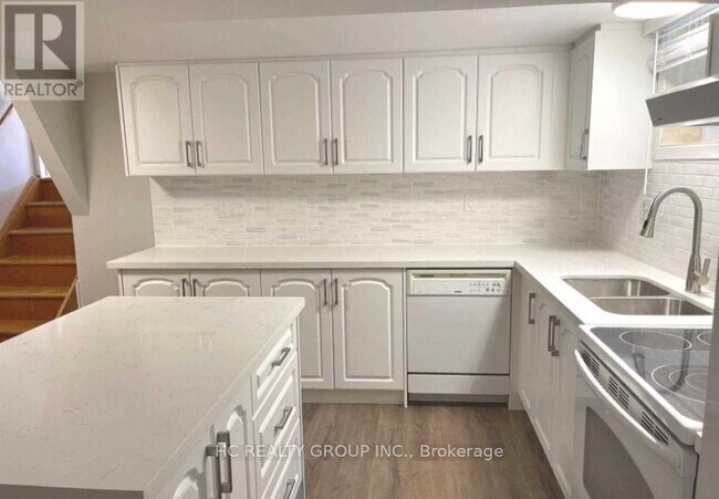 Photo - 322 Carson Dr