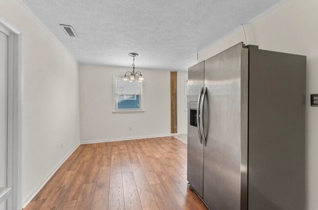 Photo - 2302 Norfolk St