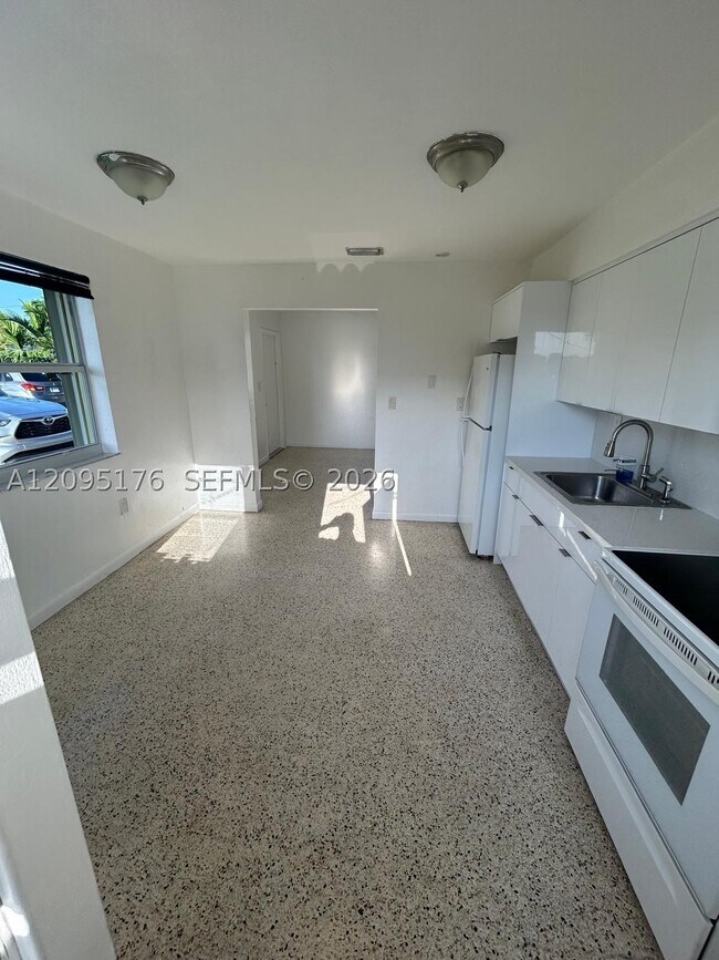 7358 SW 23rd St Unit 1