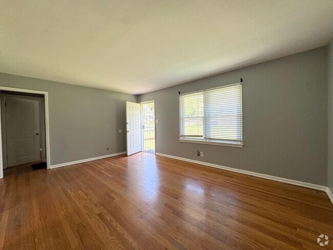 Building Photo - 4511 Virginia Ave Unit 1 Rental