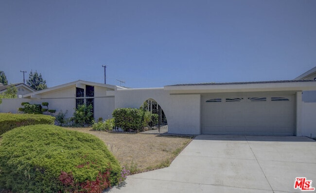 Building Photo - 5452 Rockledge Dr Rental