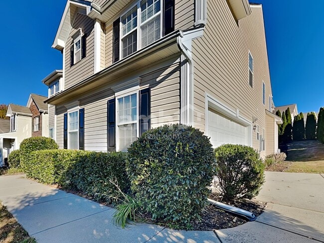 Photo - 7207 Tanners Creek Dr