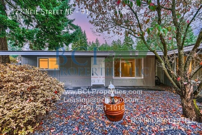 Photo - 1122 Neil St NE Unit #1