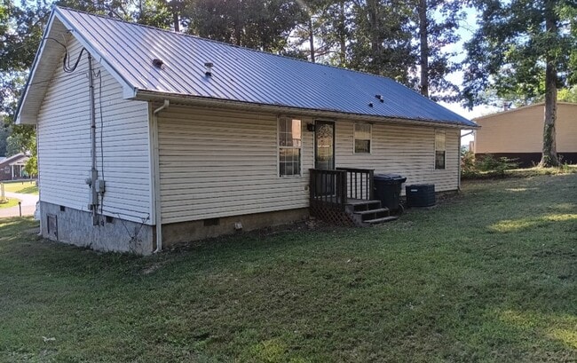 Photo - 2248 Walnut St