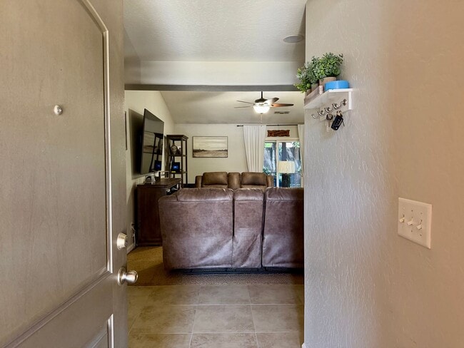 Photo - Wonderful 3 bed , 2 bath in Sunnyside Area