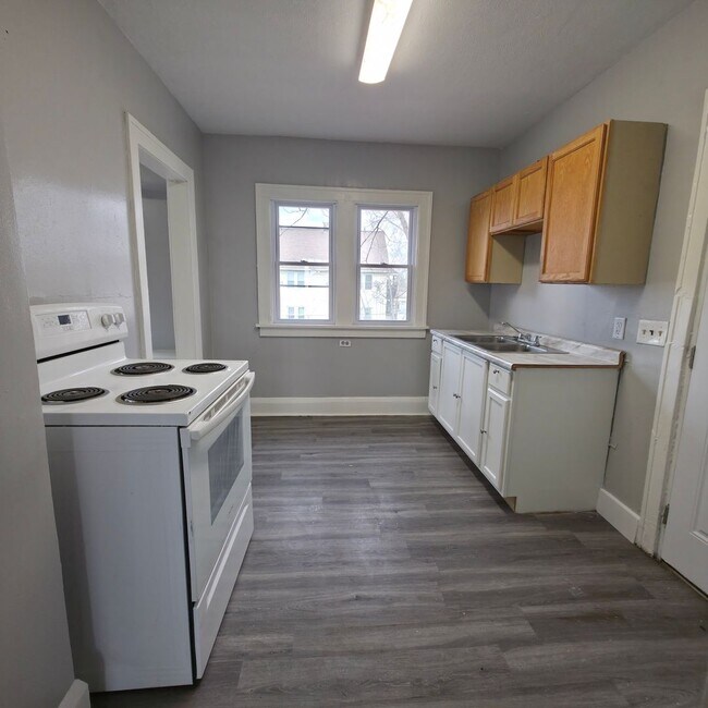 Photo - 3625 E 153rd St