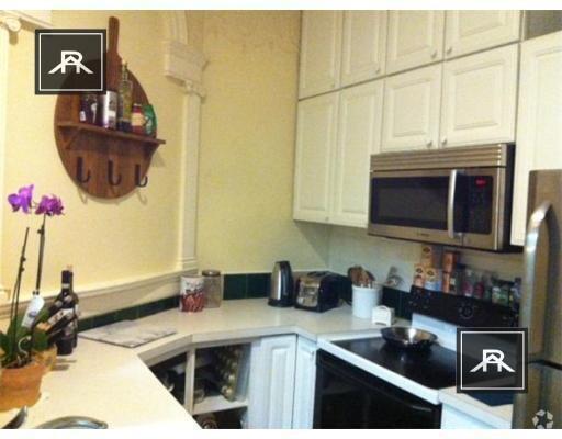 Building Photo - 2 bedroom in Boston MA 02115 Unit 2 Rental