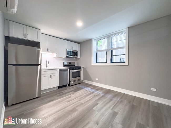 Photo - 3935 N Janssen Ave Unit M11G