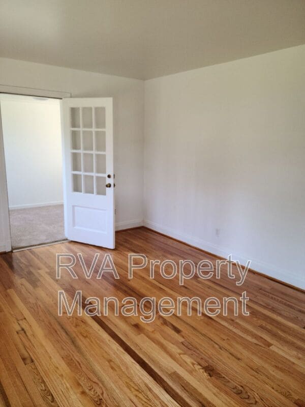 Photo - 1915 Parlow Dr
