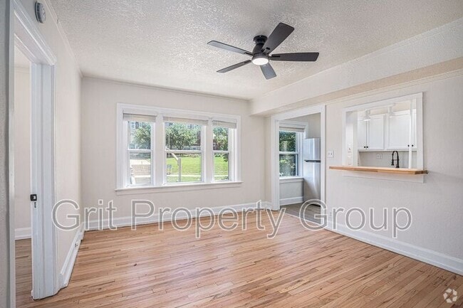 Building Photo - 3700 Wyoming St Rental