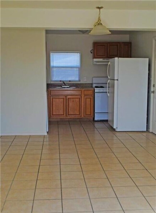 Photo - 205 N Little Flower Rd Unit A