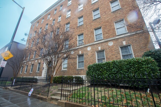 Lovely 1 BR/1 BA Condo in Columbia Heights! - Lovely 1 BR/1 BA Condo in Columbia Heights!