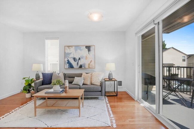 Photo - 1131 N 93rd St Unit 3