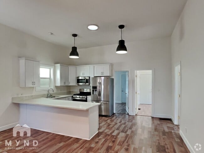 Building Photo - 1064 30th St Rental