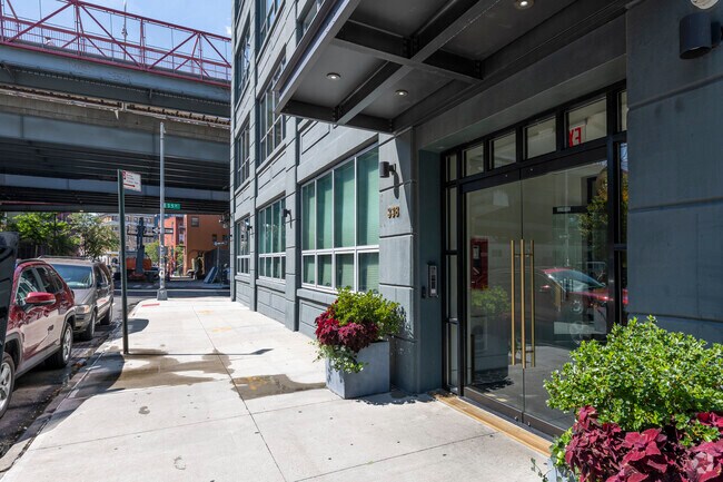 Photo - Williamsberry