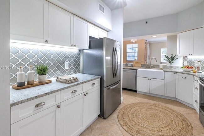 Photo - 3255 NE 184th St Unidad 12215