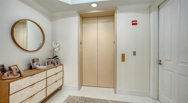 Photo - 35 Watergate Dr Unit 806