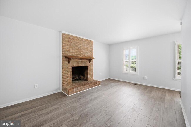 10609 Oxford Ct