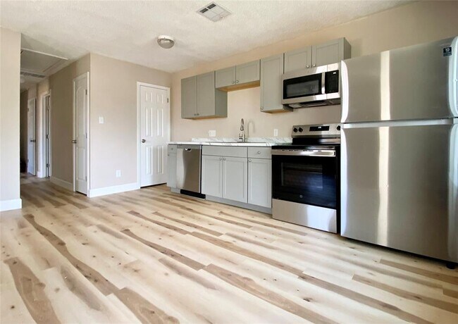 Photo - 7103 Bethune Ave