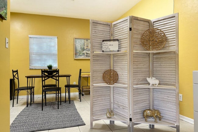 Photo - 408 NW 5th Ave Unidad ID1359111P