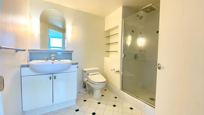 Photo - STUNNING CITY & OCEAN VIEWS - ONE ARCHER L... Unit 3807