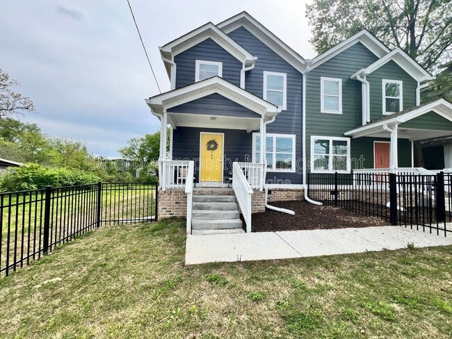 Building Photo - 2106 Duncan Ave