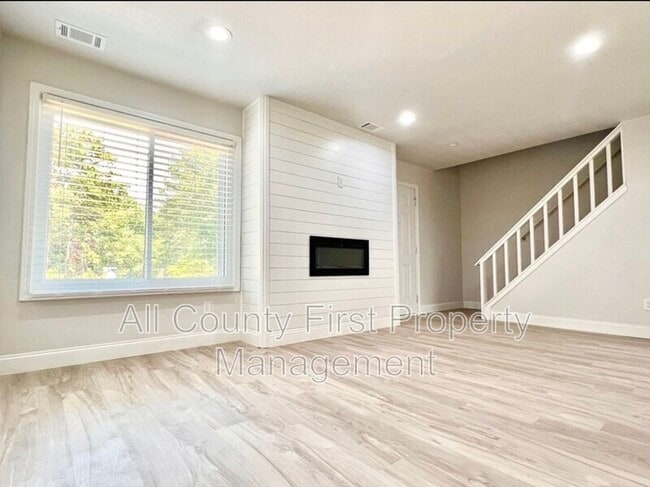Photo - 1344 N Hampton Rd