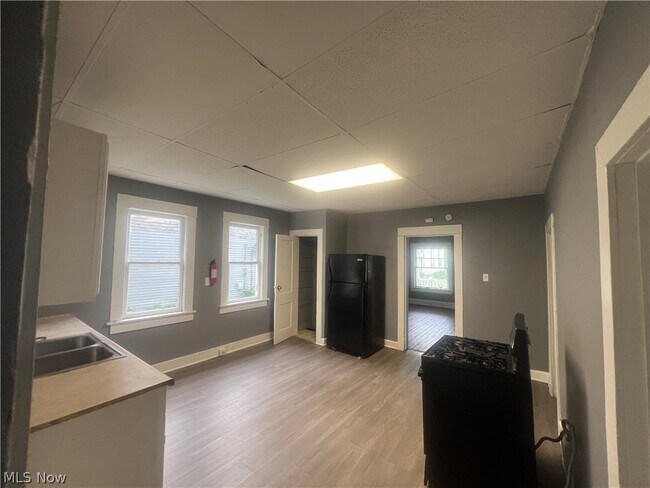 10304 Shale Ave Unit 1
