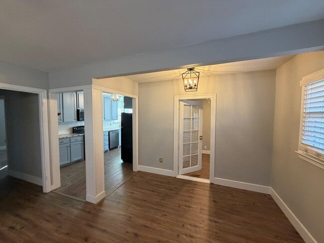 Photo - 2703 30th St