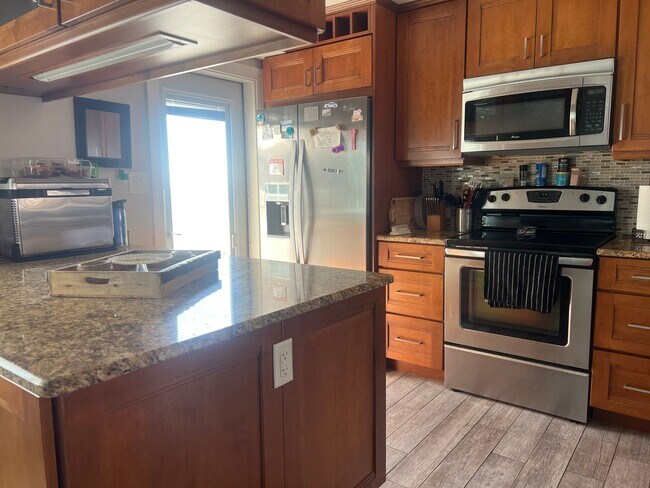 Photo - NEW PRICE! 2BD/2BA with Detached Carport on Venice Island!