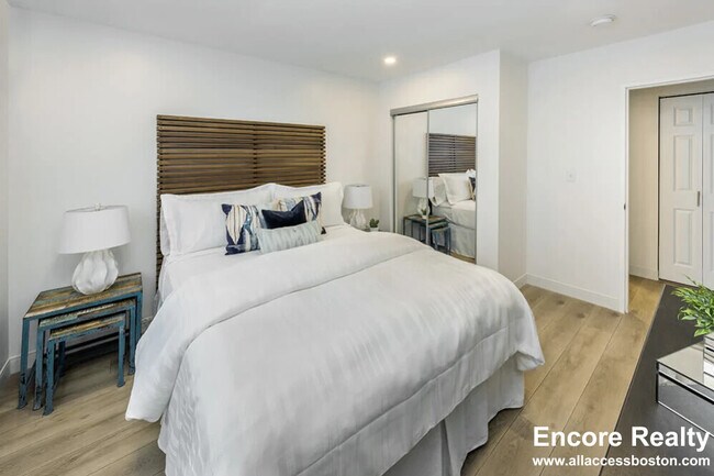 10 Camelot Ct Unidad 10-5I