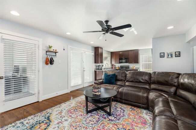 Photo - 3615 Murworth Dr