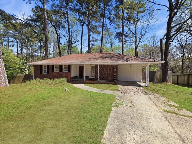 Building Photo - Charming Updated Ranch in Briarwood Hills | 3BR, Private Yard & Prime Location