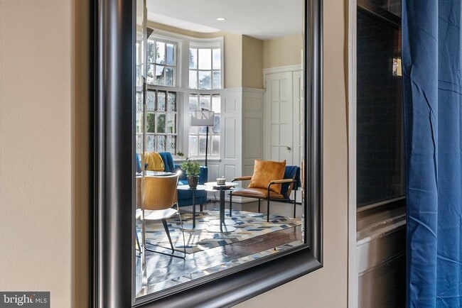 Photo - 1836 Delancey St Unit 3