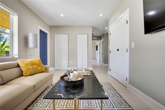 Photo - 6428 SW 23rd St