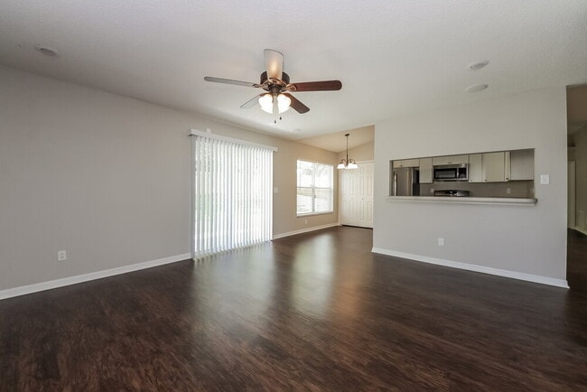 Photo - 12110 Woodglen Cir