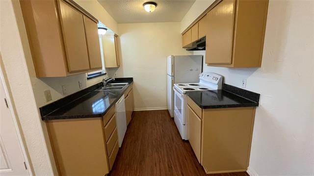 Photo - 3124 Tudor Ln