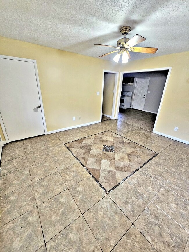 Photo - HOUSE FOR RENT - DECATUR SW