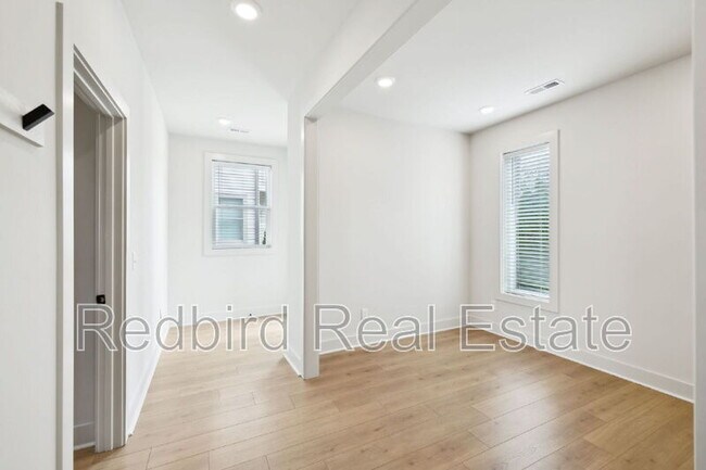 Photo - 2109 23rd Ave N