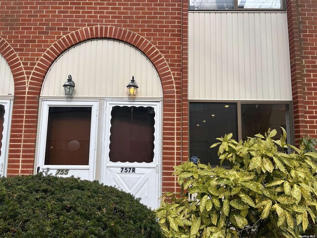 Photo - 757 Chestnut St Condo