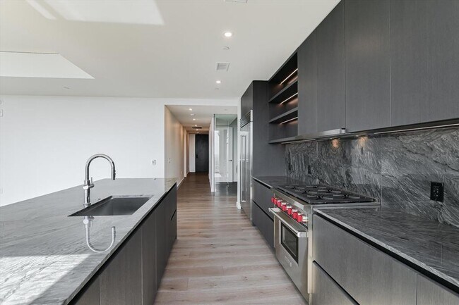 Photo - 610 Davis St Unit 4201
