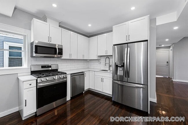 Photo - 19 Chase St Unit 2