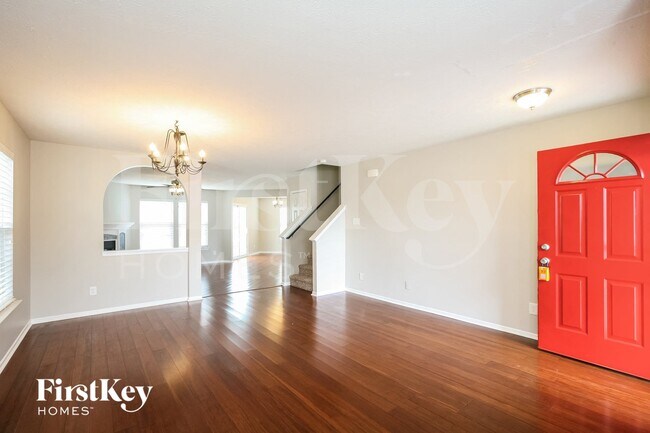 2293 Cedarmill Dr