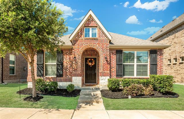 Building Photo - 2104 Miramar Dr